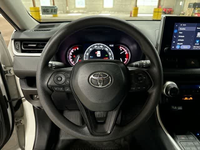 Thumbnail: 2024 Toyota RAV4 - 18