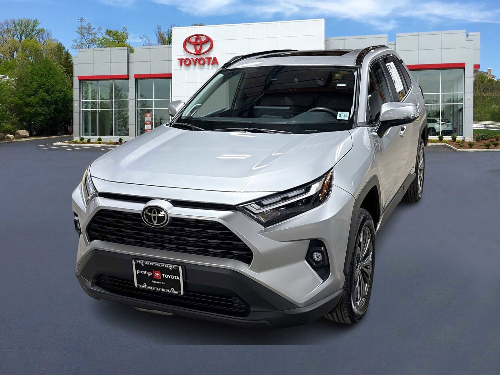 Thumbnail: 2025 Toyota RAV4 - 1