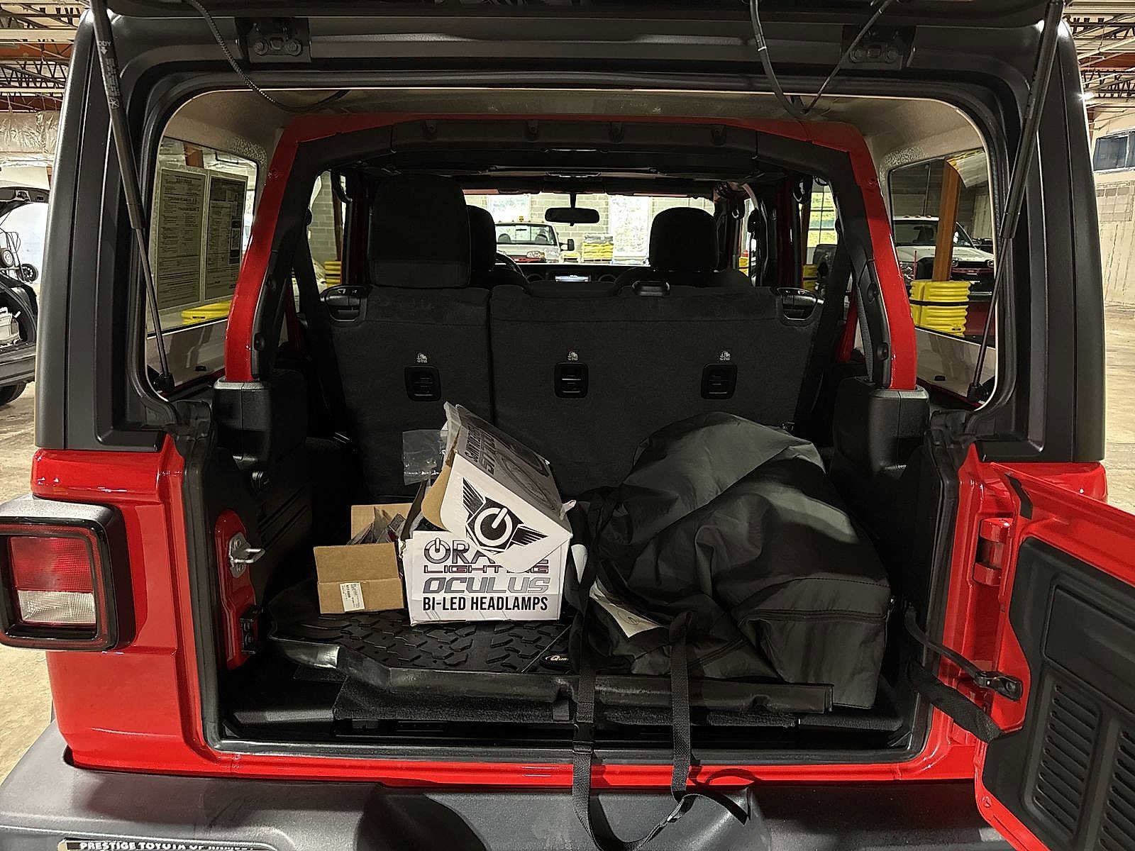 Thumbnail: 2021 Jeep Wrangler - 11