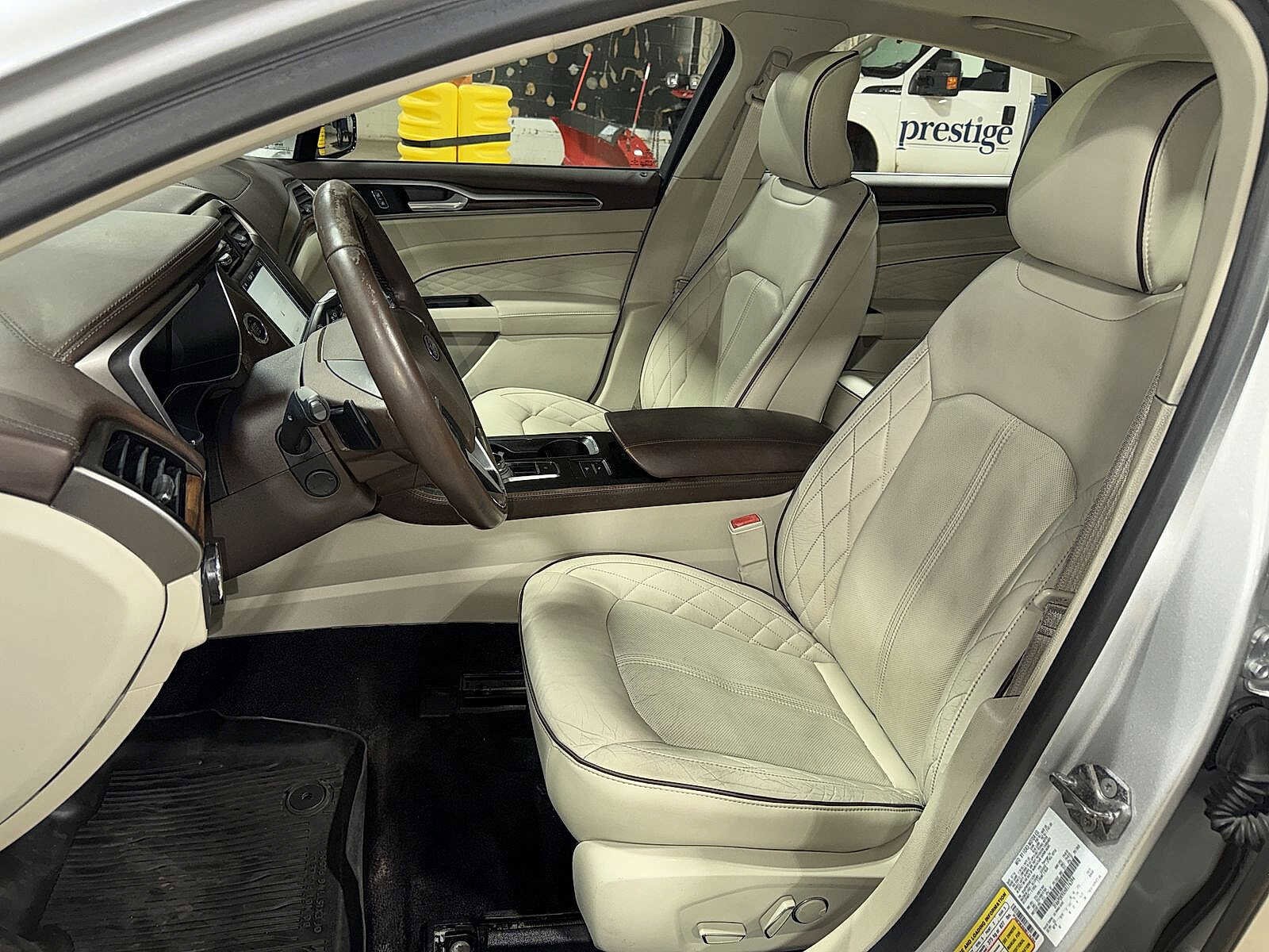 Thumbnail: 2017 Ford Fusion - 14