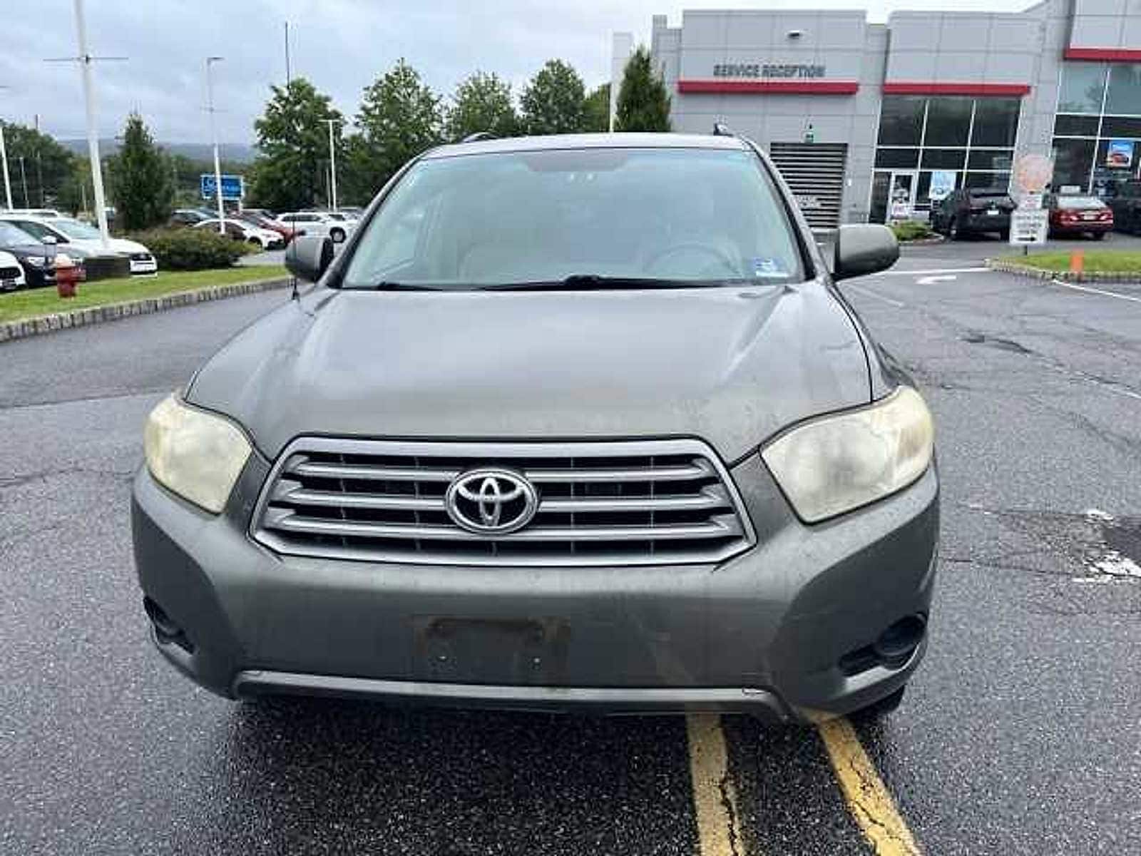 Thumbnail: 2009 Toyota Highlander - 4