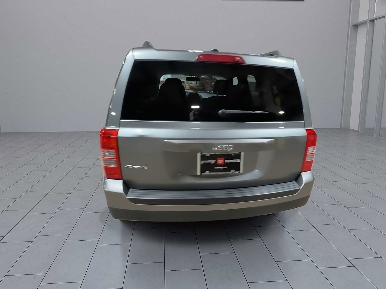 Thumbnail: 2011 Jeep Patriot - 7
