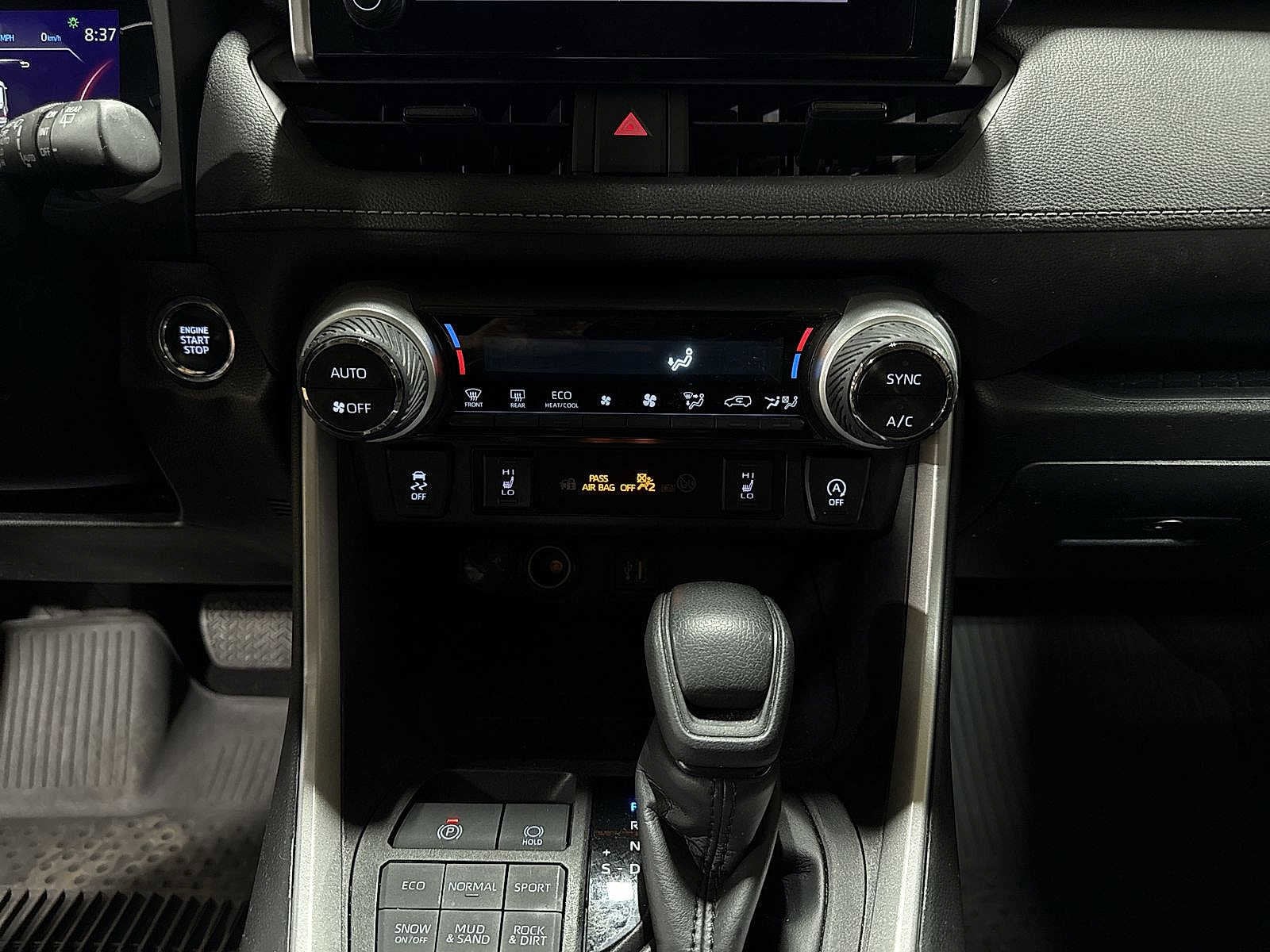 Thumbnail: 2024 Toyota RAV4 - 21