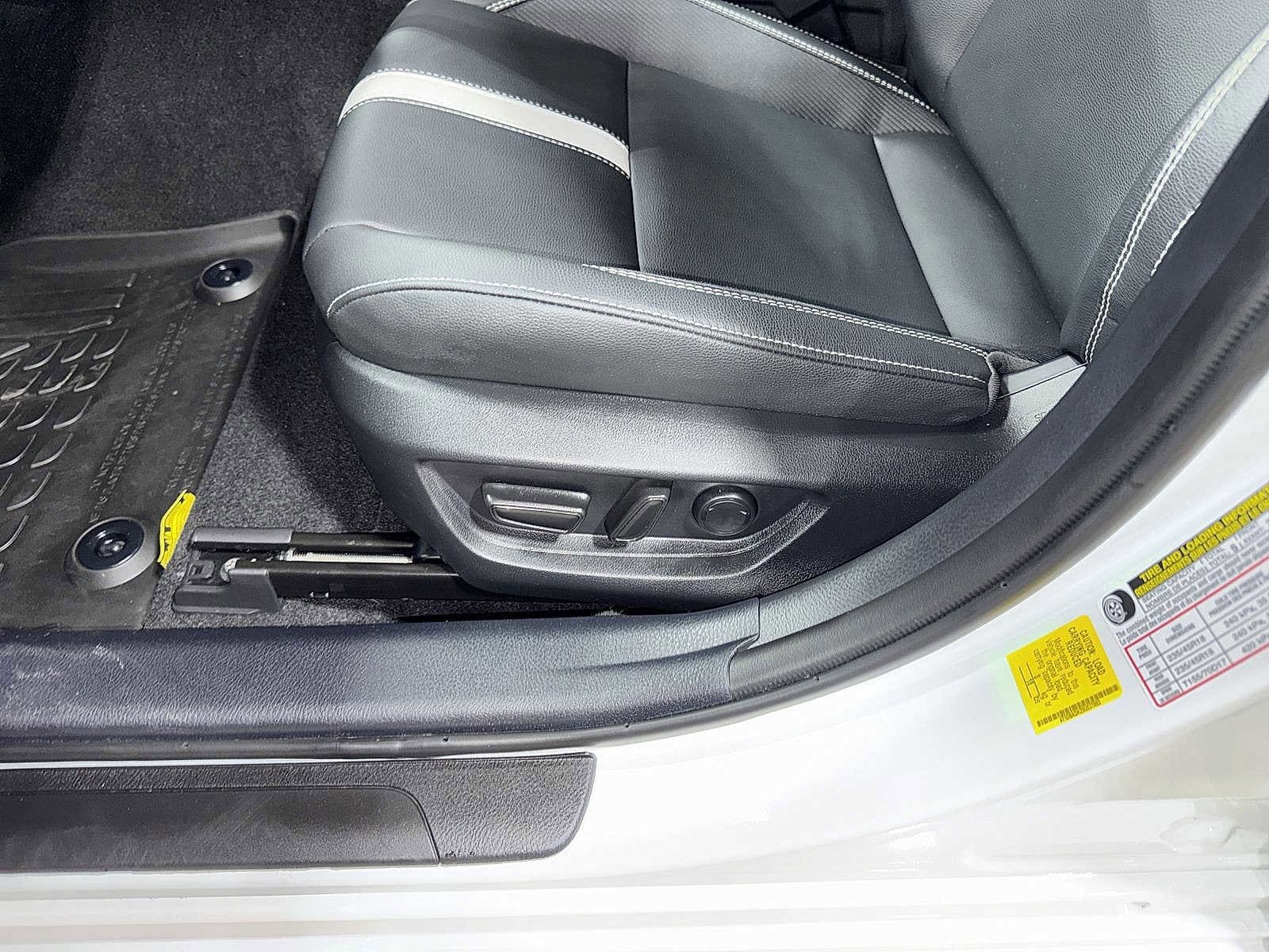 Thumbnail: 2025 Toyota Camry - 23