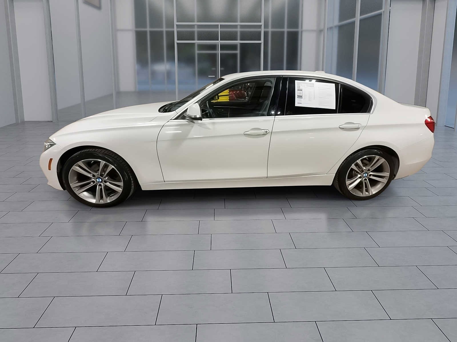 Thumbnail: 2017 BMW 3 Series - 5