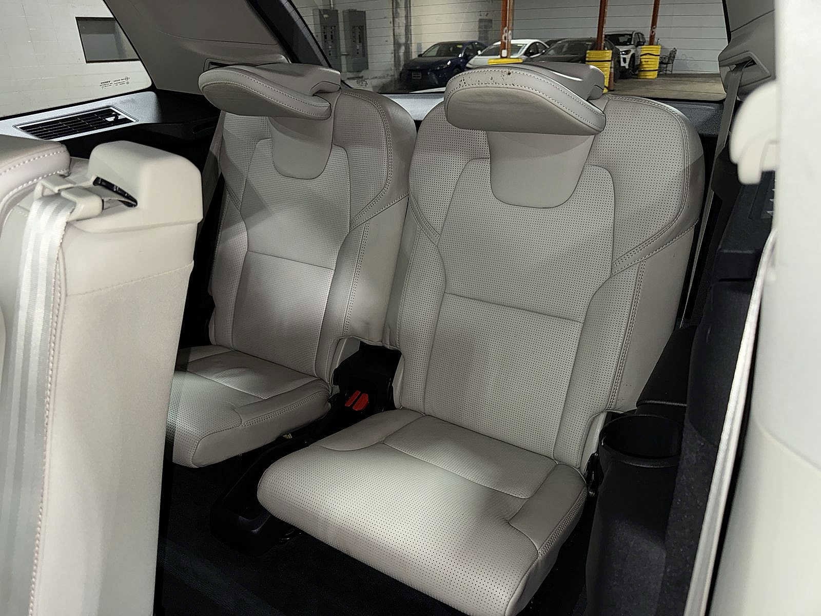 Thumbnail: 2018 Volvo XC90 - 17