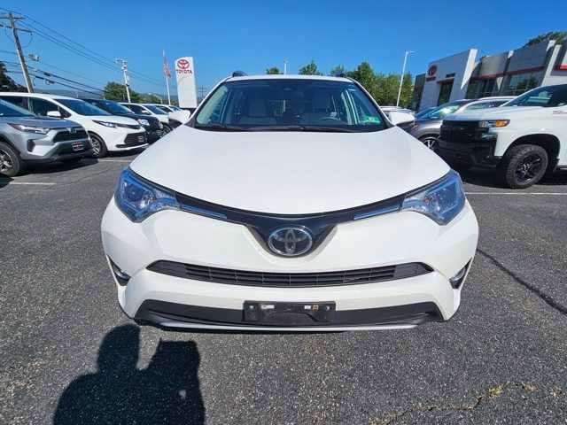 Thumbnail: 2018 Toyota RAV4 - 2