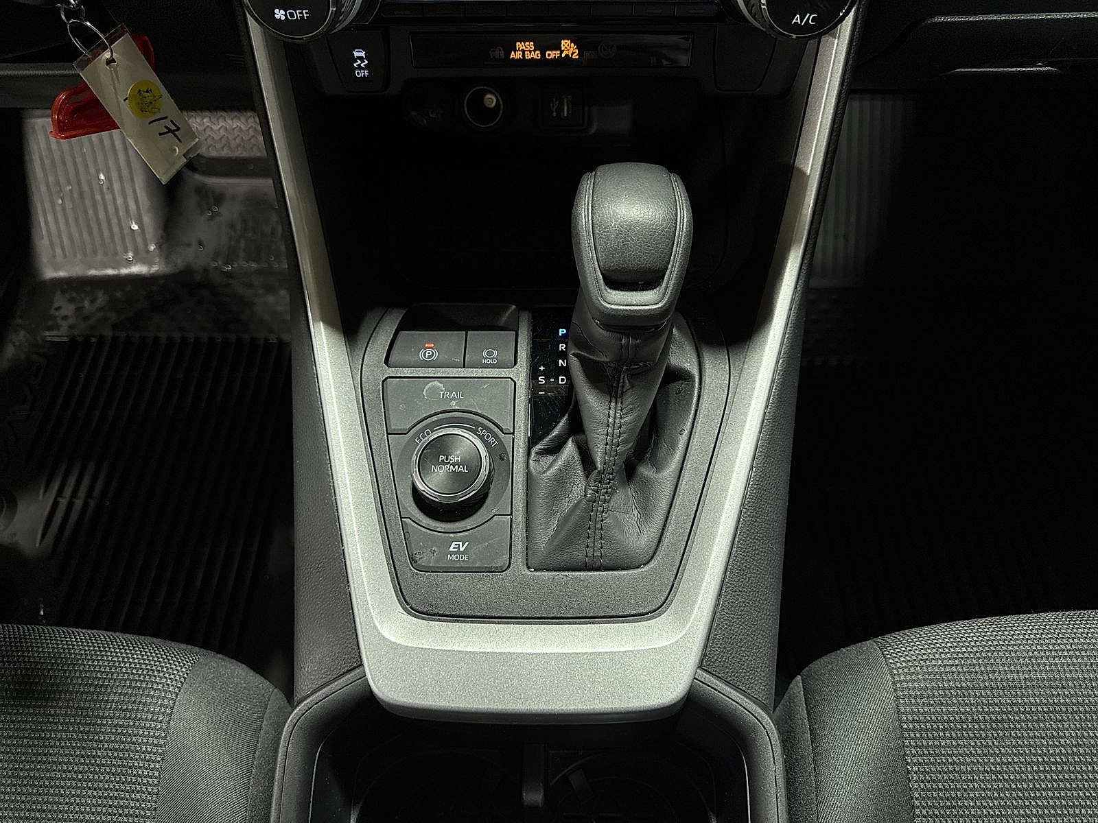 Thumbnail: 2024 Toyota RAV4 - 29