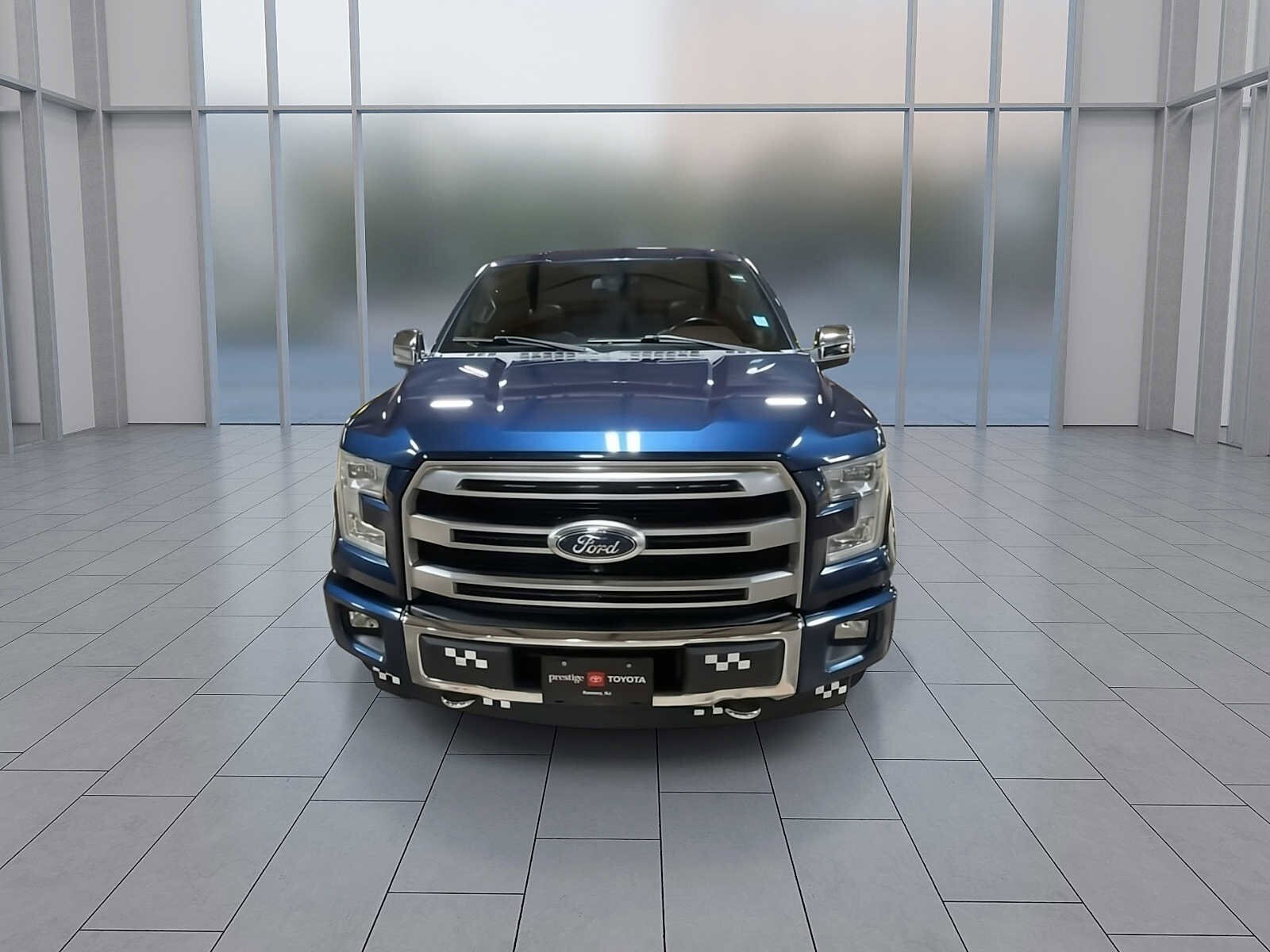 2017 Ford F-150 Platinum photo 3