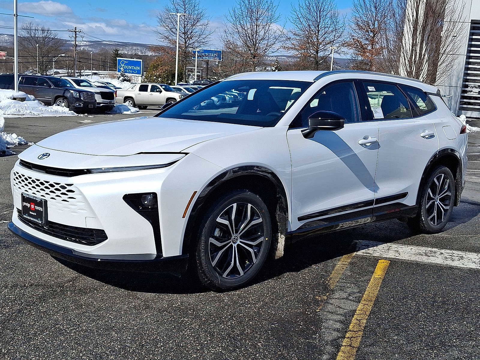 Thumbnail: 2026 Toyota Crown Signia - 10