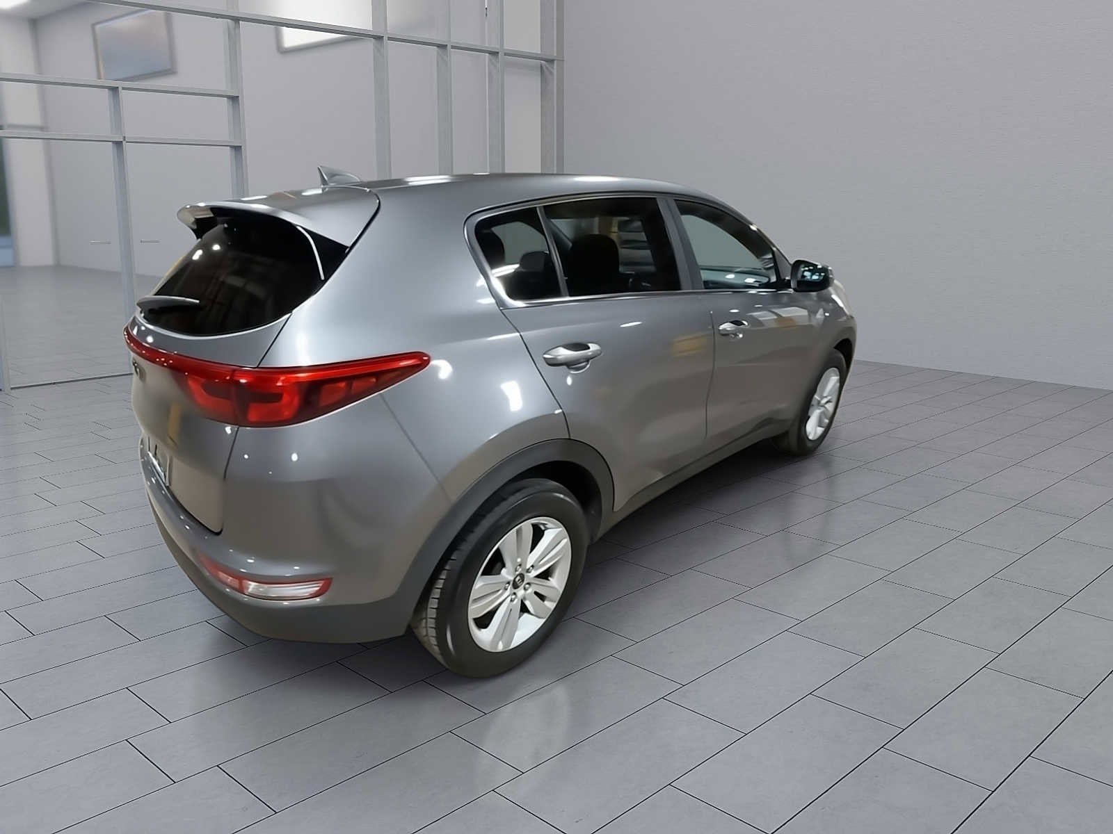 Thumbnail: 2017 Kia Sportage - 8