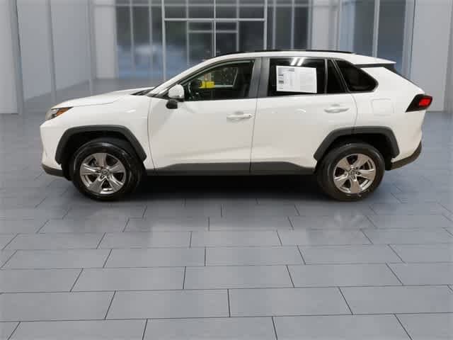 Thumbnail: 2022 Toyota RAV4 - 5