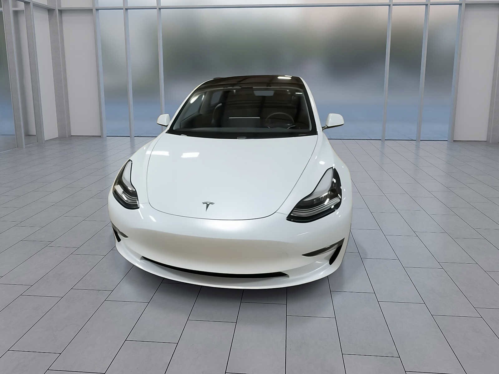 2021 Tesla Model 3 Standard Range Plus photo 3