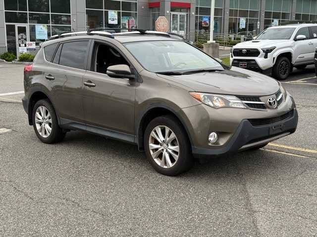 Thumbnail: 2015 Toyota RAV4 - 3