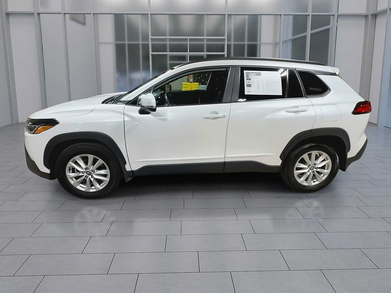 Thumbnail: 2023 Toyota Corolla Cross - 5