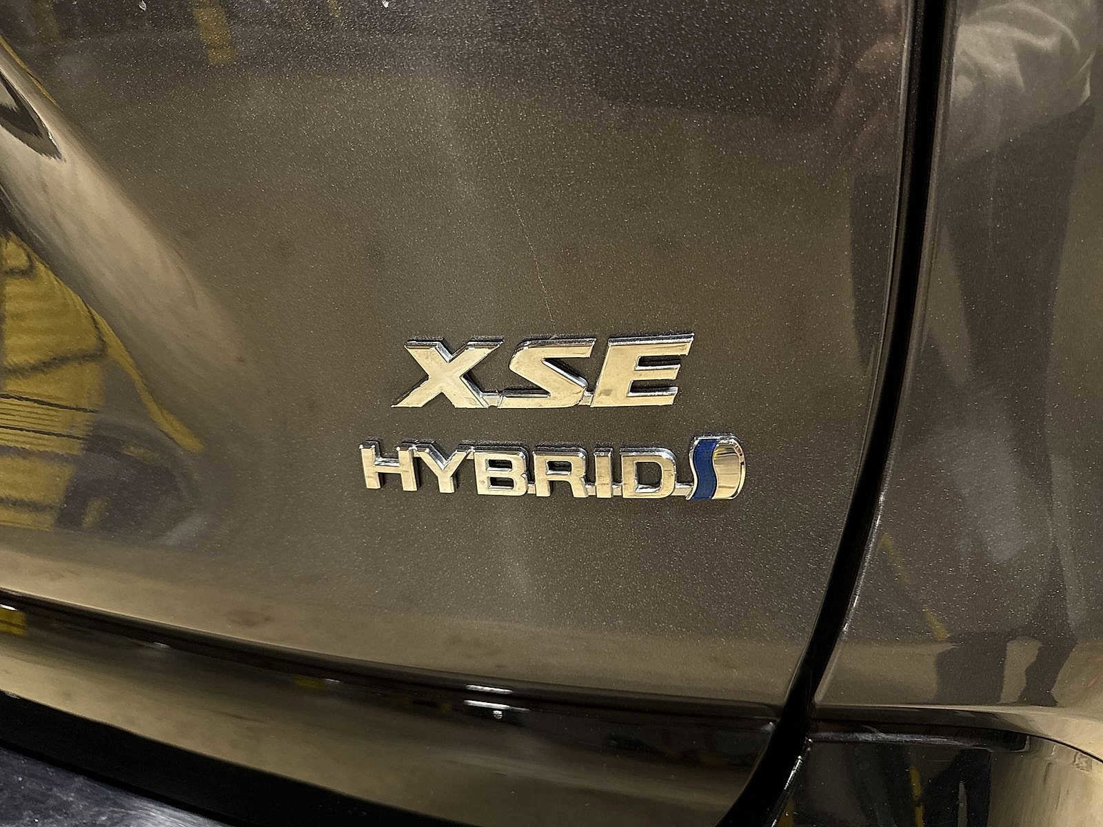 Thumbnail: 2022 Toyota RAV4 - 28