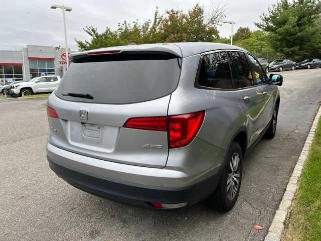 Thumbnail: 2018 Honda Pilot - 4