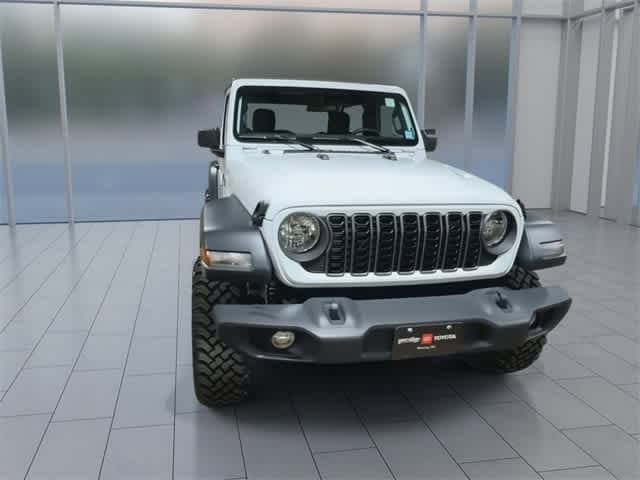 2024 Jeep Wrangler Sport 3