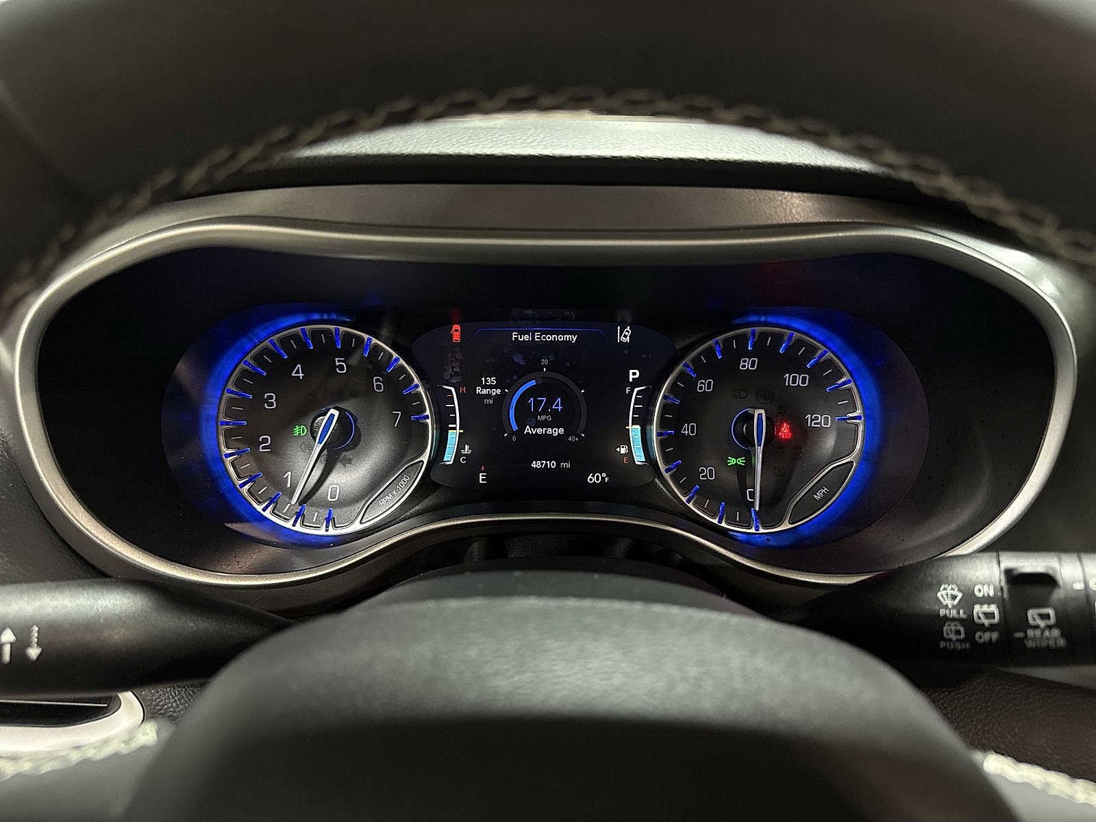 Thumbnail: 2023 Chrysler Pacifica - 30