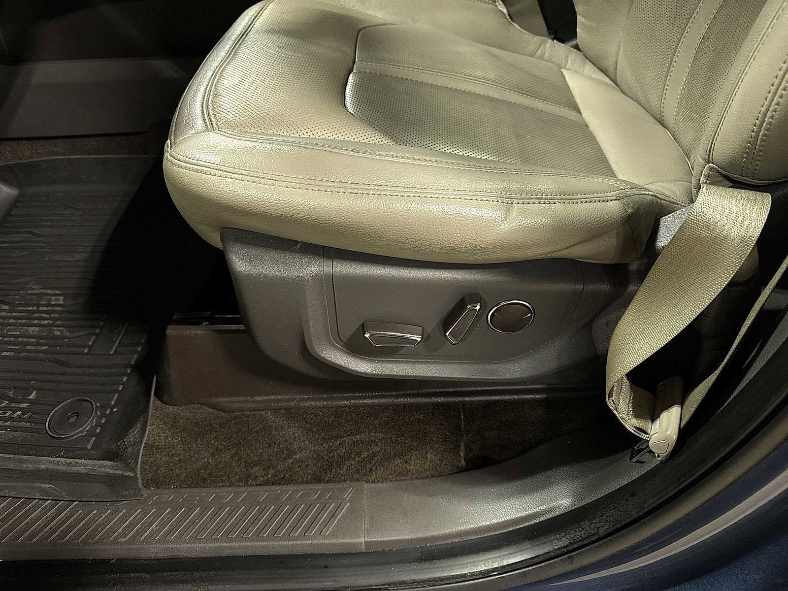 Thumbnail: 2018 Ford Expedition - 24