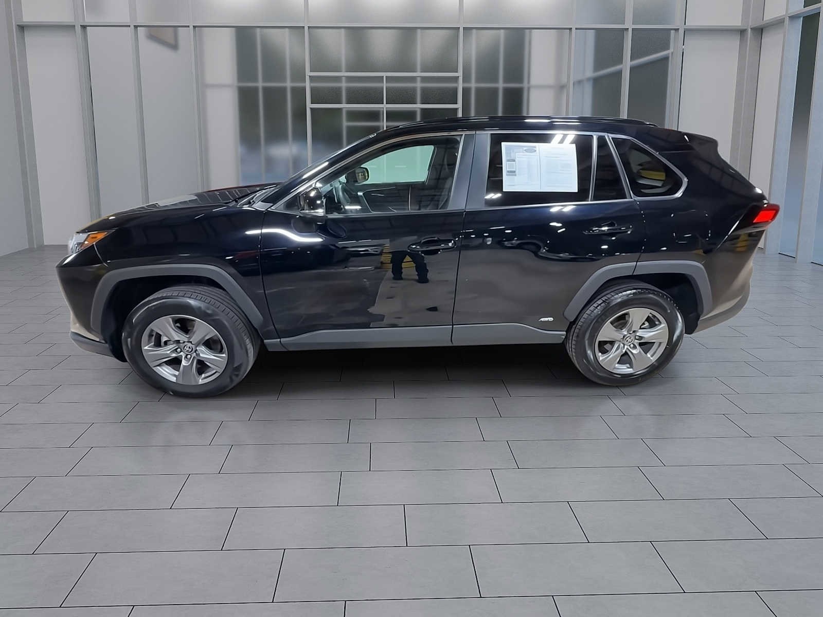 Thumbnail: 2024 Toyota RAV4 - 5