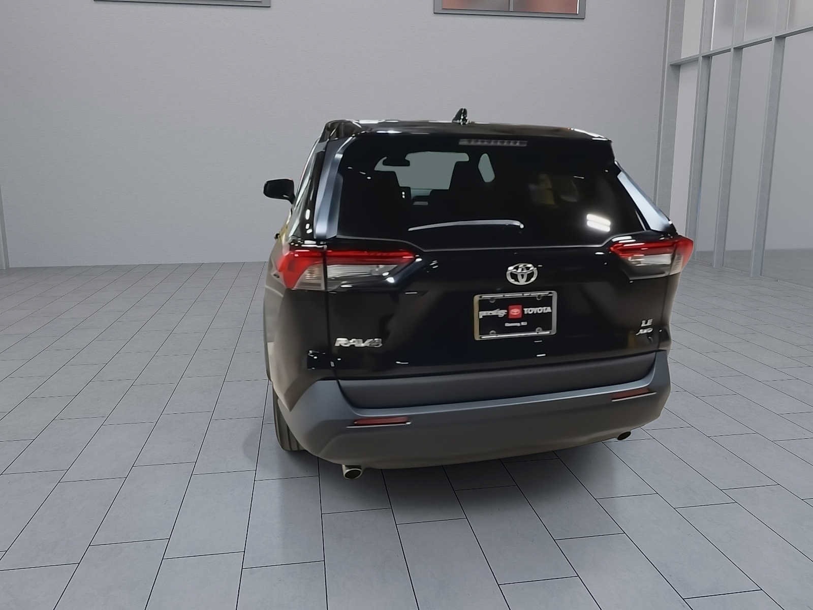 Thumbnail: 2024 Toyota RAV4 - 7