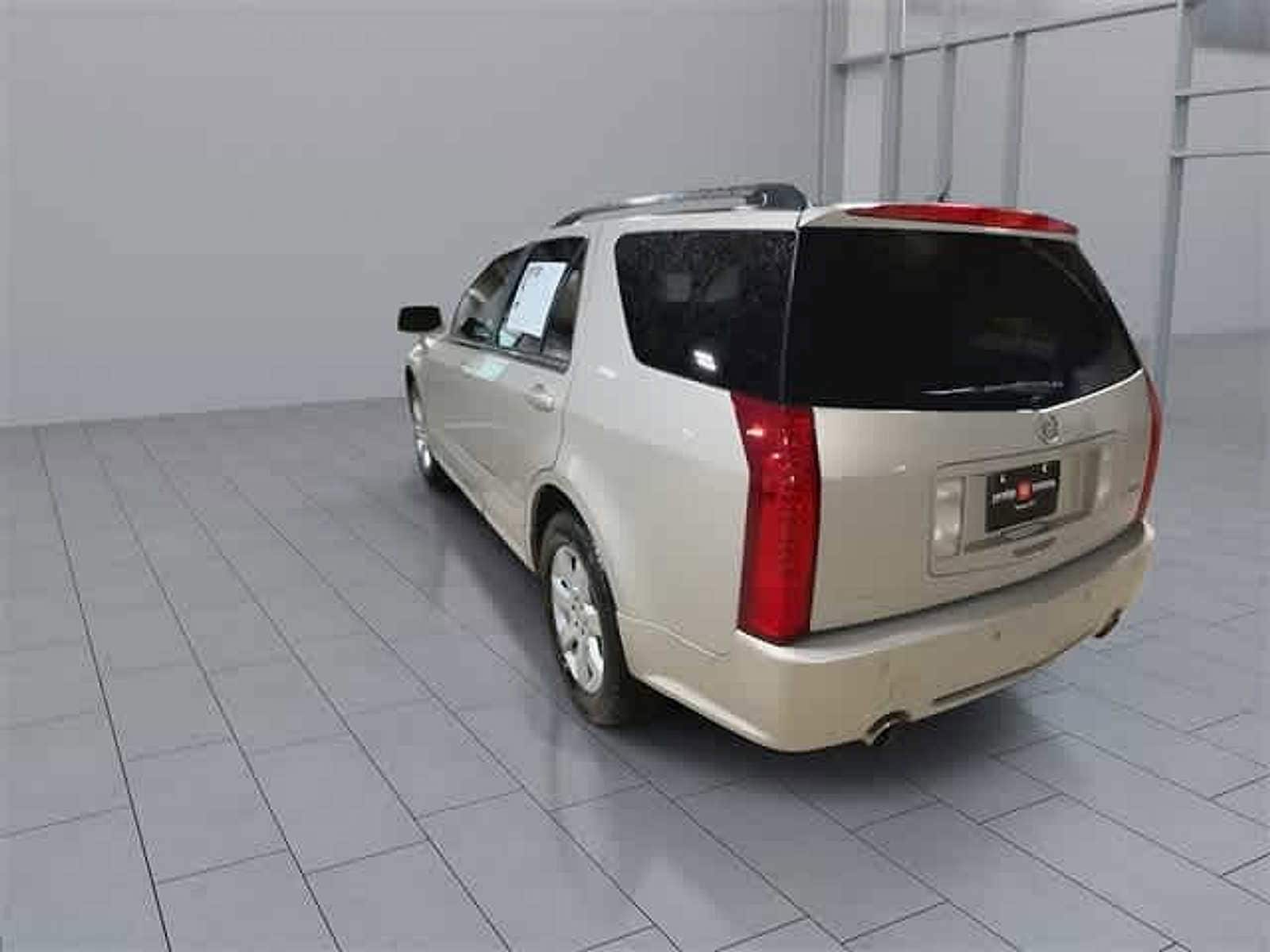 Thumbnail: 2009 Cadillac SRX - 12