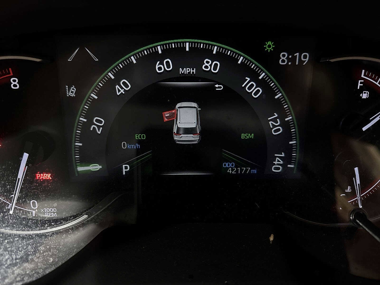 Thumbnail: 2023 Toyota RAV4 - 18