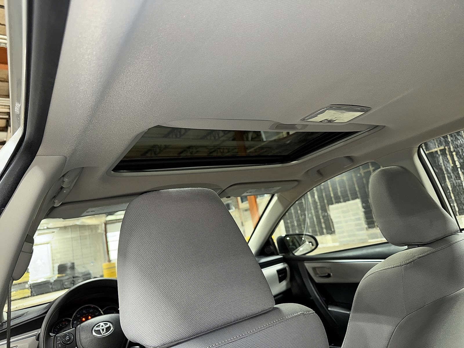 Thumbnail: 2014 Toyota Corolla - 22