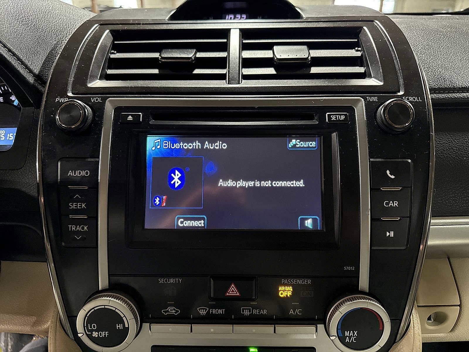 Thumbnail: 2012 Toyota Camry - 20