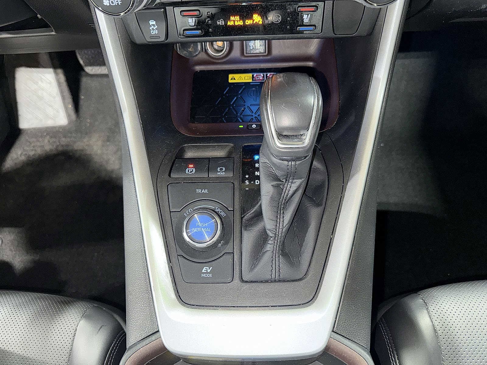 Thumbnail: 2023 Toyota RAV4 - 35