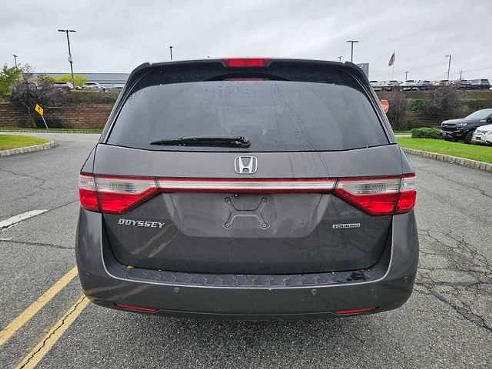 Thumbnail: 2012 Honda Odyssey - 5