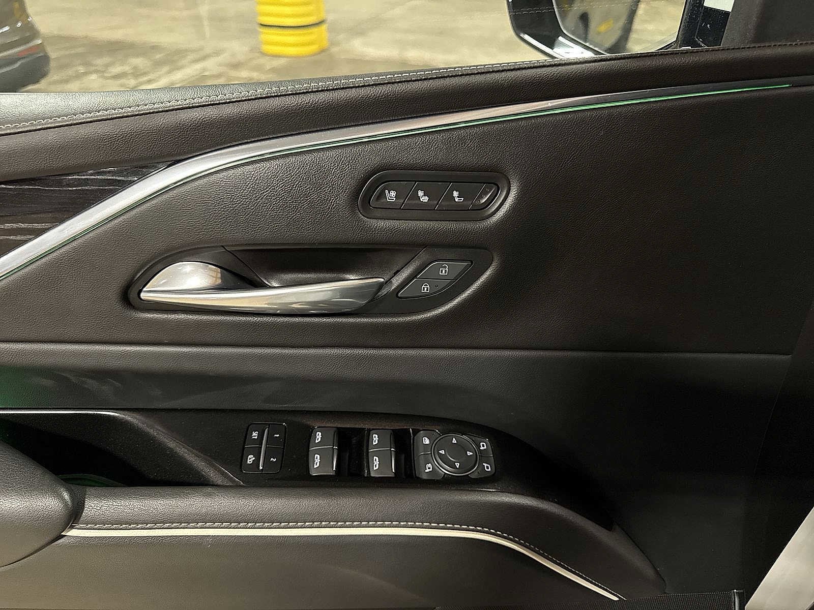 Thumbnail: 2021 Cadillac Escalade - 24