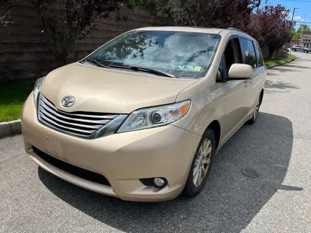 2011 Toyota Sienna XLE -
                  Ramsey, NJ