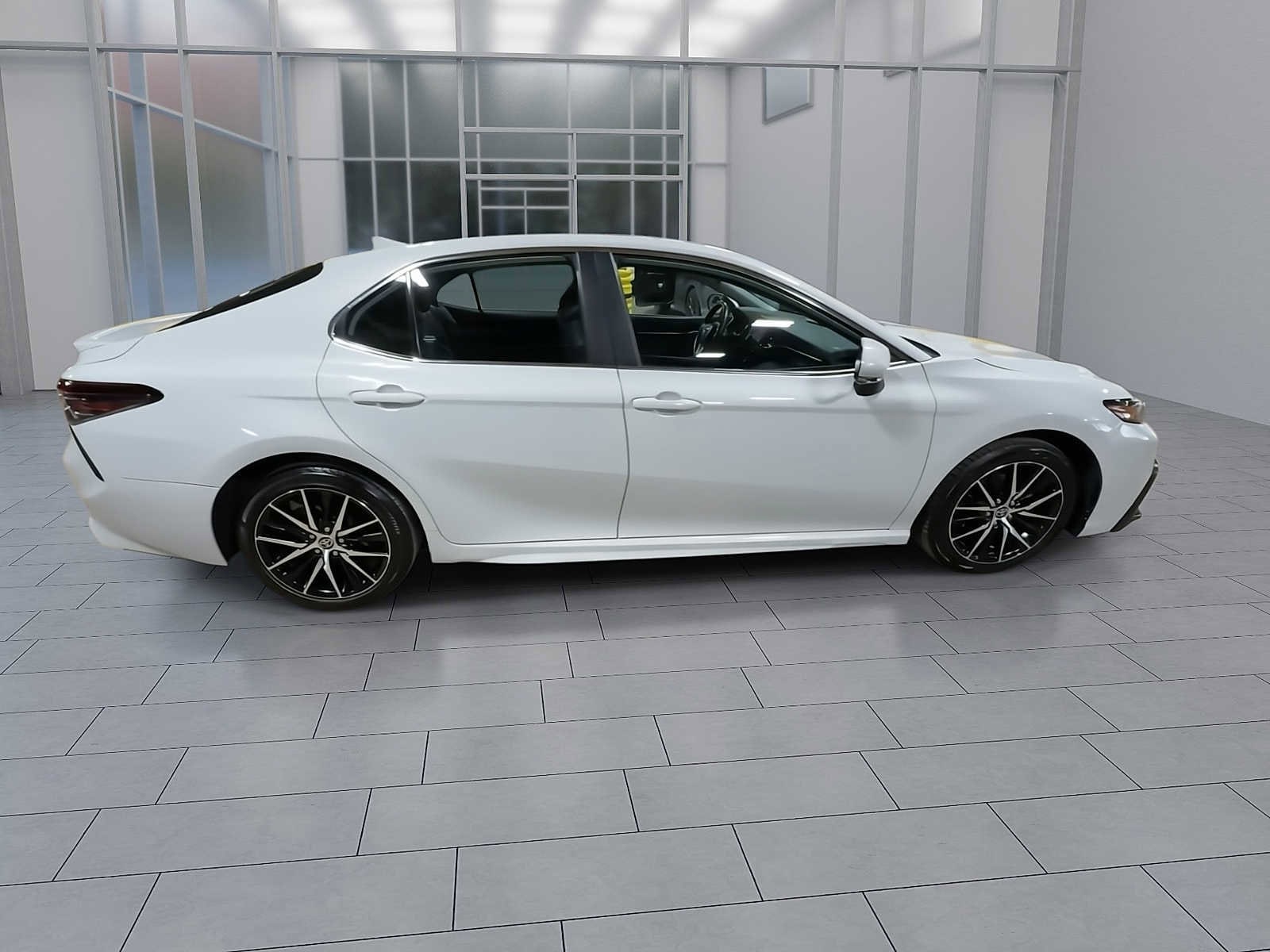 Thumbnail: 2024 Toyota Camry - 9