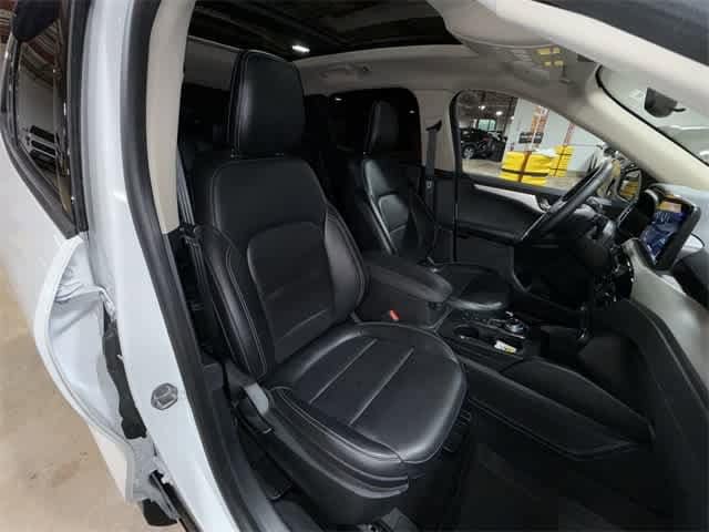 2020 Ford Escape SEL 16