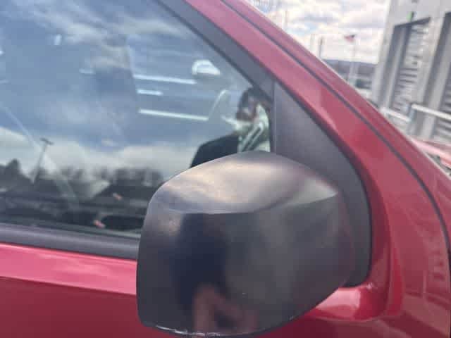 Thumbnail: 2019 Nissan Frontier - 16