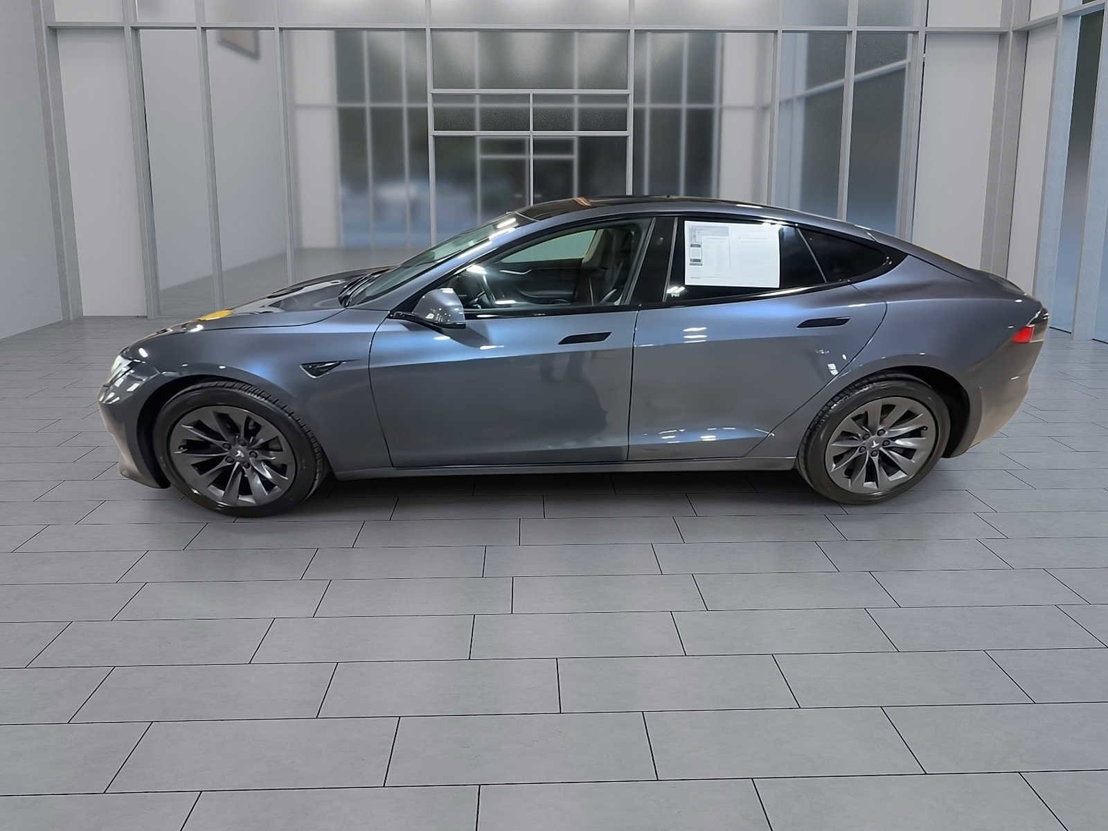 Thumbnail: 2018 Tesla Model S - 5