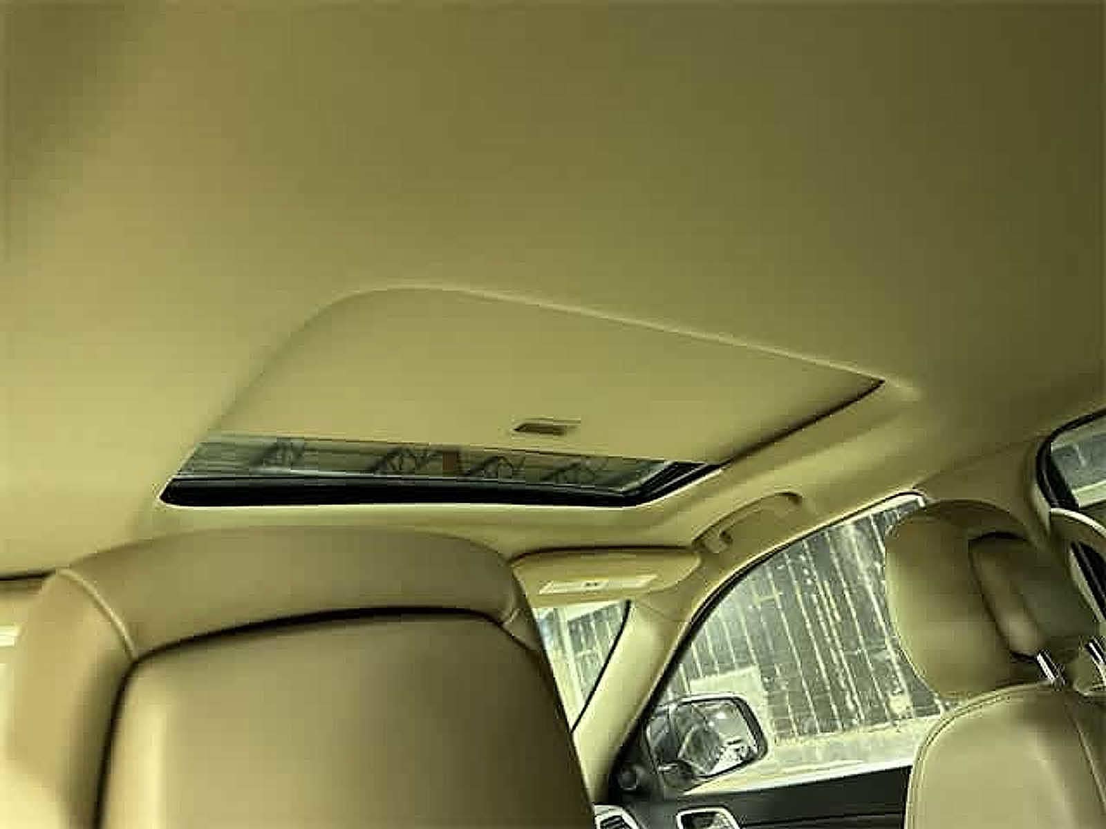 Thumbnail: 2016 Jeep Grand Cherokee - 37