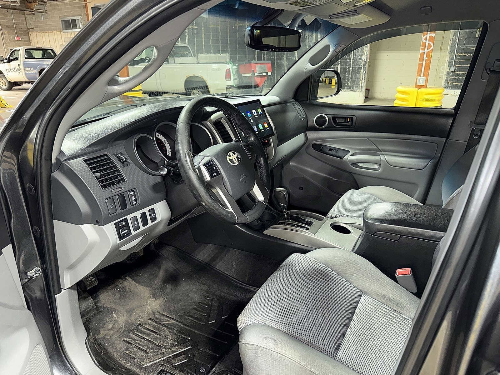 Thumbnail: 2012 Toyota Tacoma - 28