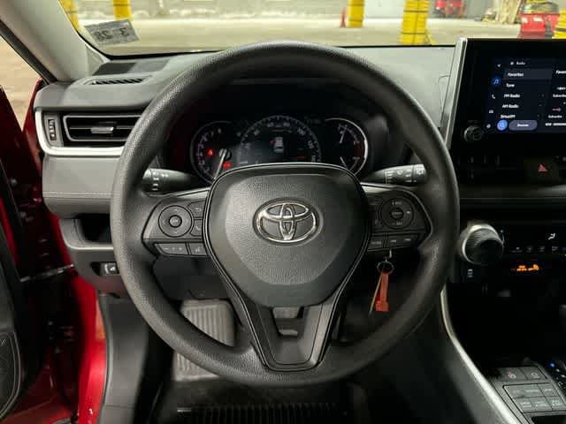 Thumbnail: 2023 Toyota RAV4 - 18