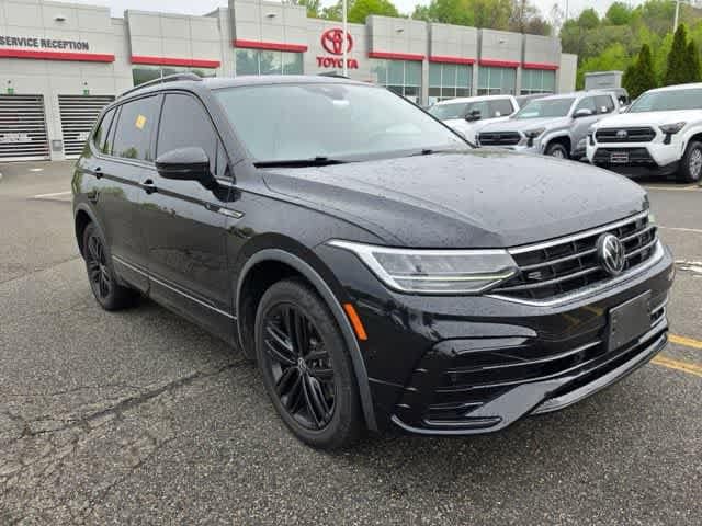 Thumbnail: 2022 Volkswagen Tiguan - 3