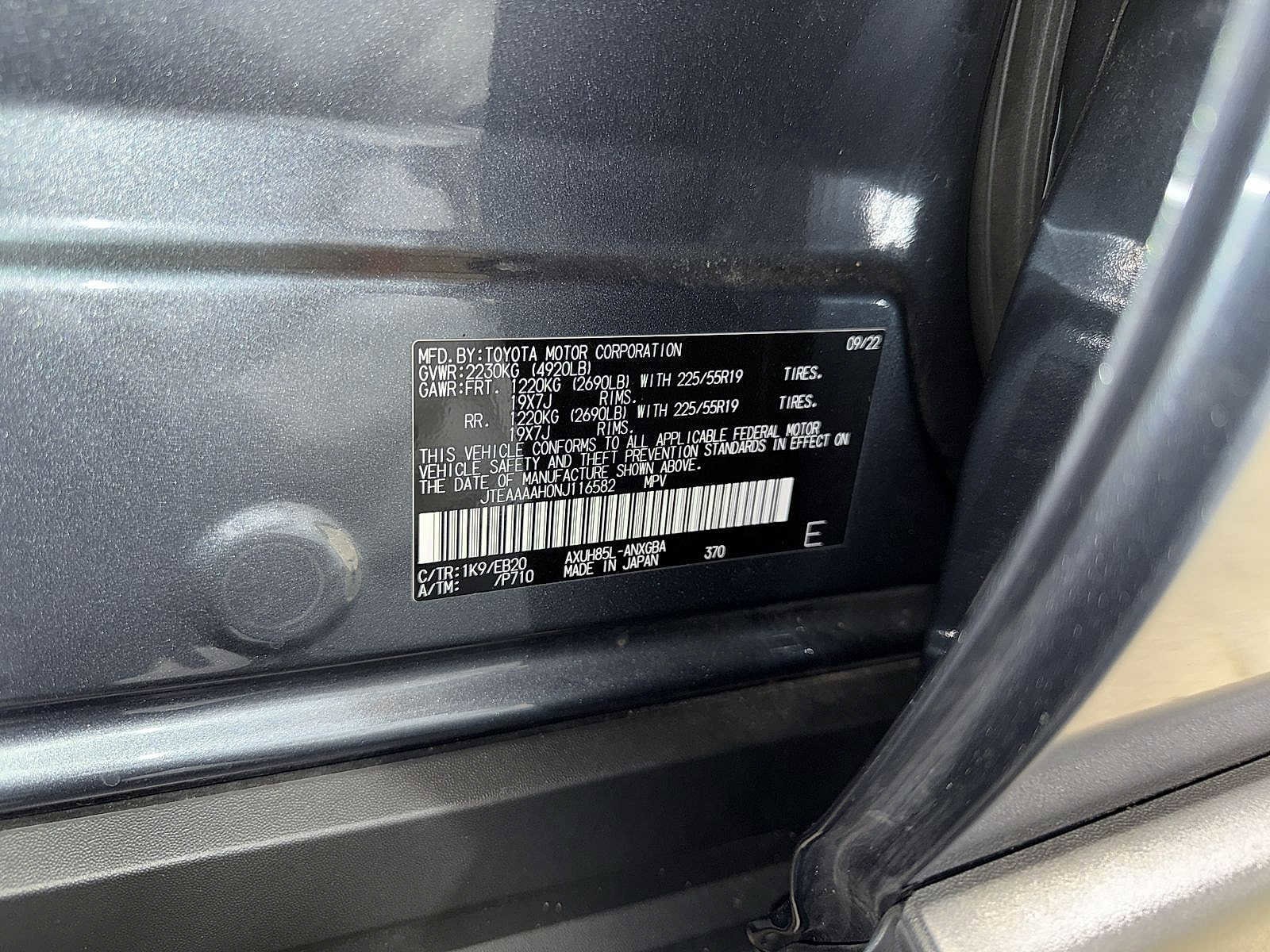 Thumbnail: 2022 Toyota Venza - 14