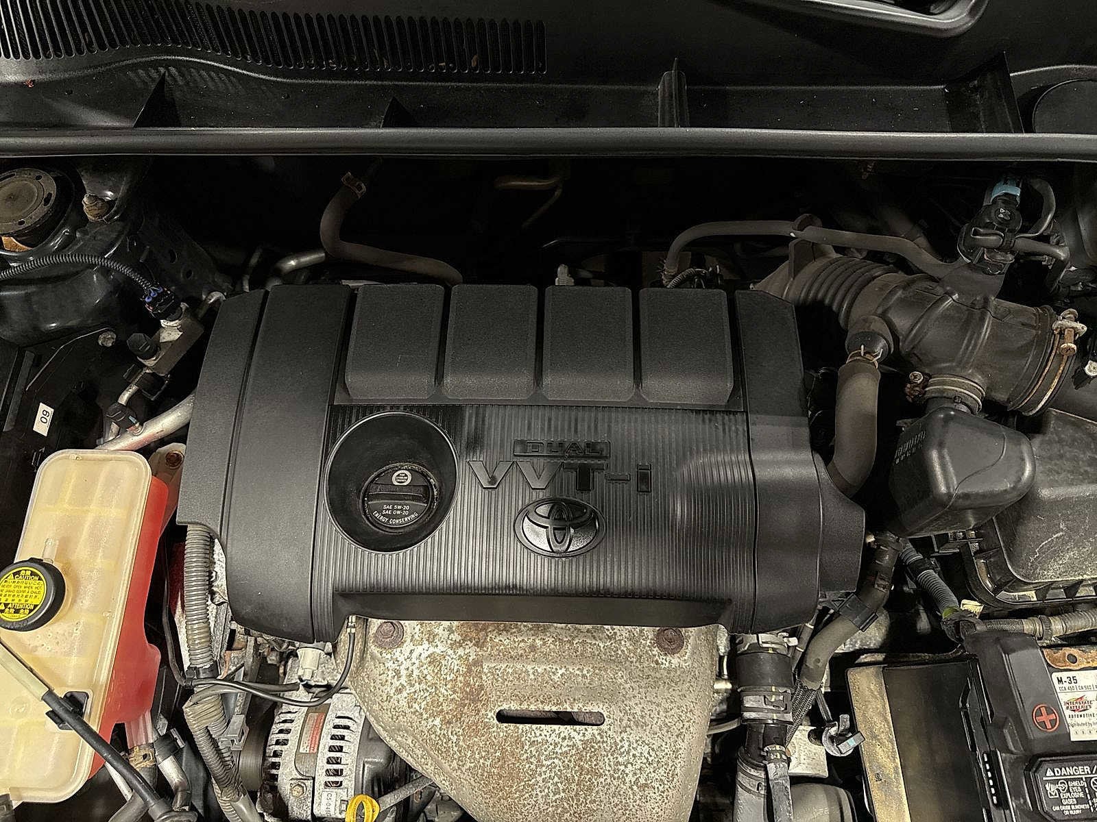 Thumbnail: 2011 Toyota RAV4 - 12