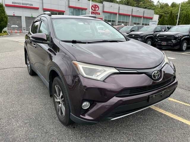 Thumbnail: 2017 Toyota RAV4 - 3