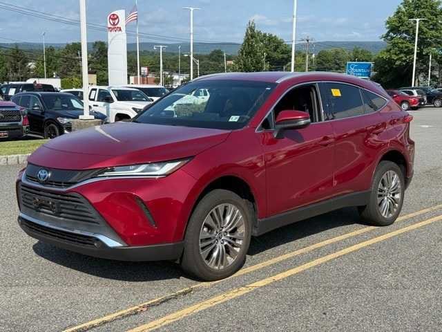 Thumbnail: 2022 Toyota Venza - 1