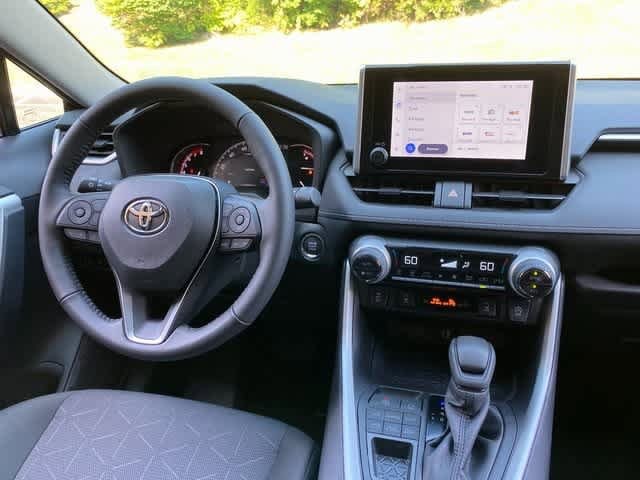 Thumbnail: 2024 Toyota RAV4 - 11