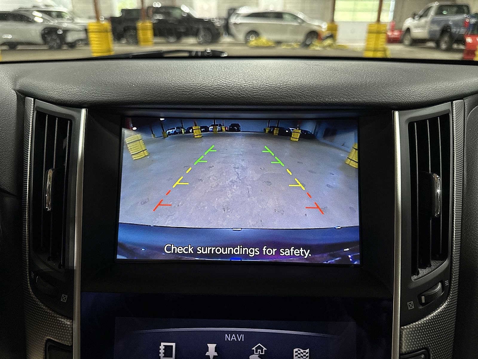 Thumbnail: 2015 INFINITI Q50 - 26