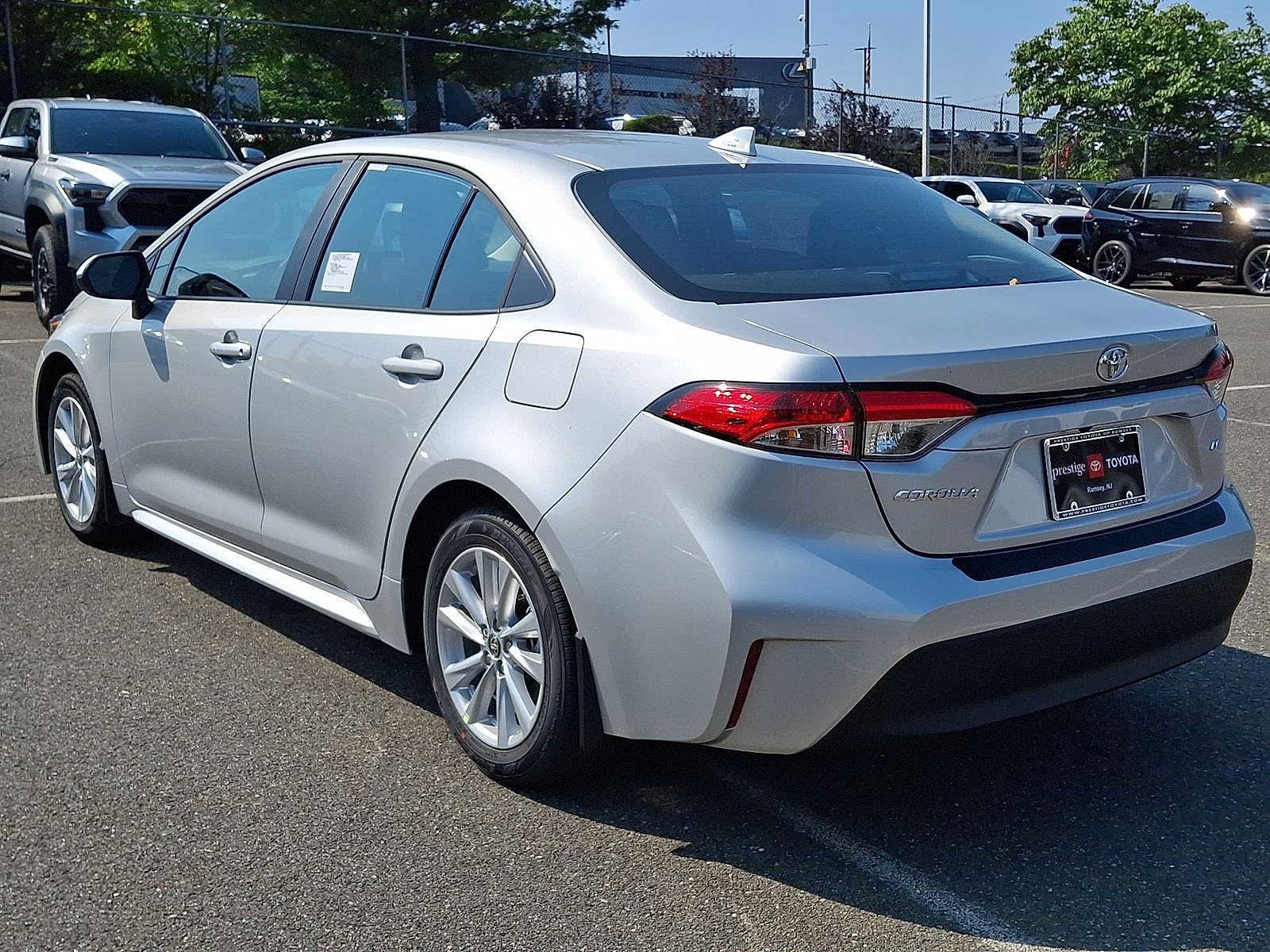 Thumbnail: 2026 Toyota Corolla - 11