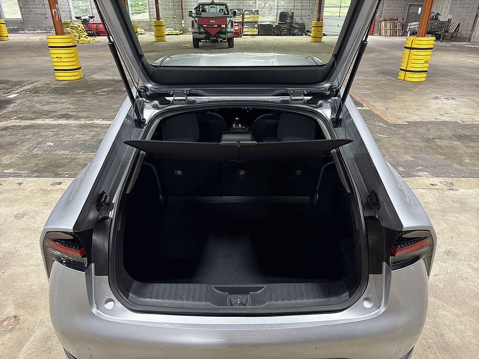 Thumbnail: 2024 Toyota Prius - 11